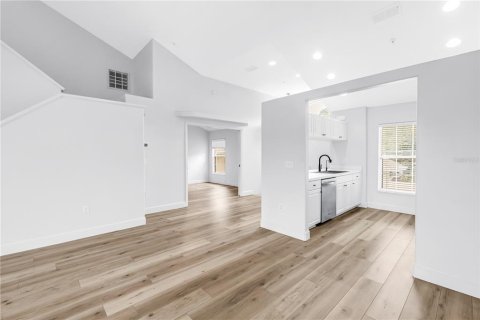 Condominio en alquiler en Sarasota, Florida, 3 dormitorios, 149.02 m2 № 2114276 - foto 14