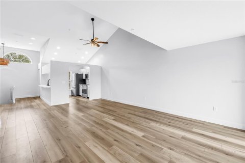 Condominio en alquiler en Sarasota, Florida, 3 dormitorios, 149.02 m2 № 2114276 - foto 17