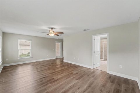 House in Hudson, Florida 3 bedrooms, 183.76 sq.m. № 2394189 - photo 17