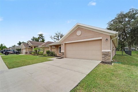House in Hudson, Florida 3 bedrooms, 183.76 sq.m. № 2394189 - photo 5