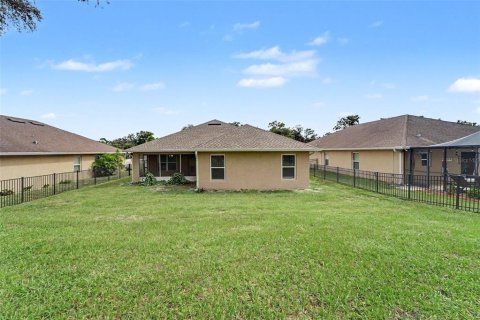 House in Hudson, Florida 3 bedrooms, 183.76 sq.m. № 2394189 - photo 28