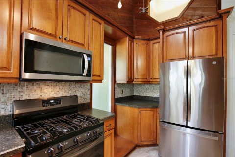 Villa ou maison à vendre à Orlando, Floride: 4 chambres, 187.2 m2 № 1824113 - photo 14
