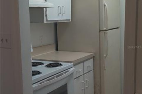 Condo in Altamonte Springs, Florida, 1 bedroom  № 1757748 - photo 3