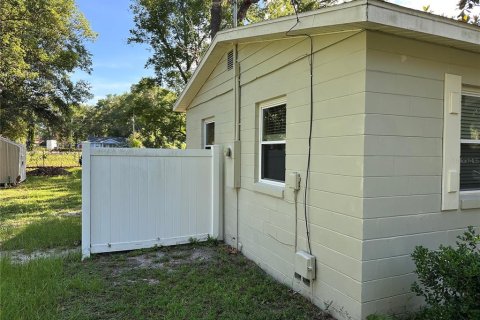 Villa ou maison à louer à Ocala, Floride: 2 chambres, 69.49 m2 № 1918730 - photo 7