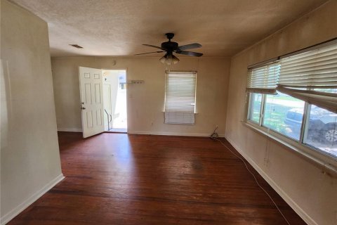 Villa ou maison à louer à Ocala, Floride: 2 chambres, 69.49 m2 № 1918730 - photo 4