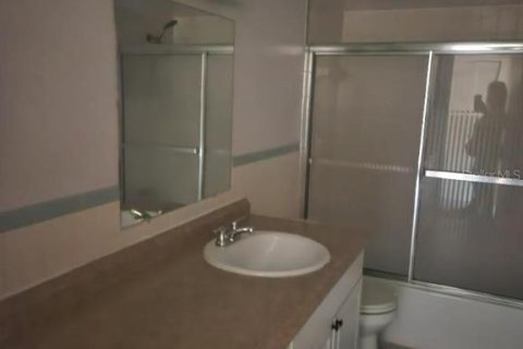 Copropriété à louer à Saint Petersburg, Floride: 2 chambres, 84.17 m2 № 1720549 - photo 3