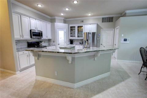 House in Lake Mary, Florida 5 bedrooms, 326.74 sq.m. № 1909824 - photo 4