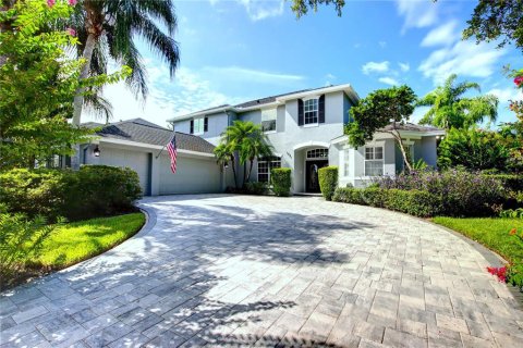 House in Lake Mary, Florida 5 bedrooms, 326.74 sq.m. № 1909824 - photo 1