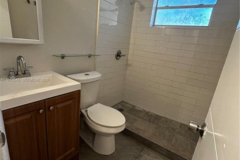 Villa ou maison à louer à Miami, Floride: 3 chambres, 158.86 m2 № 2031294 - photo 16