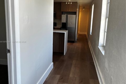 Villa ou maison à louer à Miami, Floride: 3 chambres, 158.86 m2 № 2031294 - photo 8