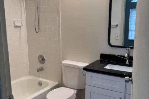 Condominio en alquiler en Coral Springs, Florida, 2 dormitorios, 99.78 m2 № 2182968 - foto 13