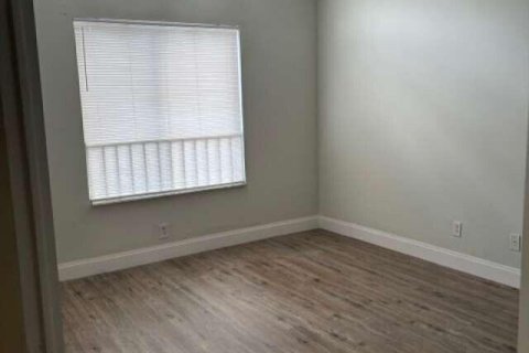 Condominio en alquiler en Coral Springs, Florida, 2 dormitorios, 99.78 m2 № 2182968 - foto 12