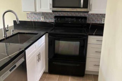 Condominio en alquiler en Coral Springs, Florida, 2 dormitorios, 99.78 m2 № 2182968 - foto 7