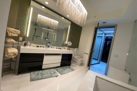 Condo in Sunny Isles Beach, Florida, 4 bedrooms  № 1865235 - photo 27