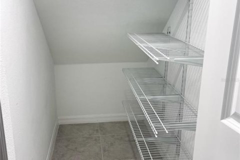 Casa en alquiler en Tampa, Florida, 4 dormitorios, 167.69 m2 № 1910508 - foto 6