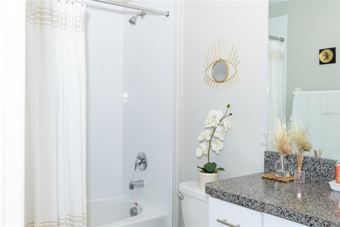 Casa en alquiler en Tampa, Florida, 4 dormitorios, 167.69 m2 № 1910508 - foto 17