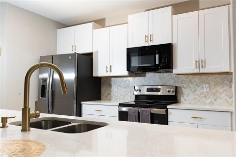 Casa en alquiler en Tampa, Florida, 4 dormitorios, 167.69 m2 № 1910508 - foto 5