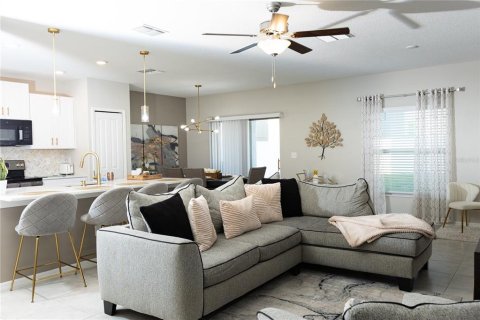 Casa en alquiler en Tampa, Florida, 4 dormitorios, 167.69 m2 № 1910508 - foto 7