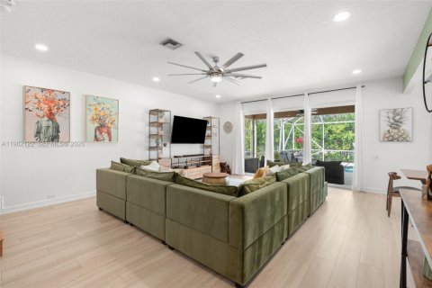 House in Parkland, Florida 4 bedrooms, 313.27 sq.m. № 2049568 - photo 23