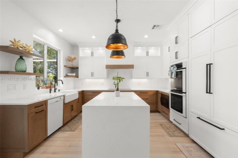 House in Parkland, Florida 4 bedrooms, 313.27 sq.m. № 2049568 - photo 16