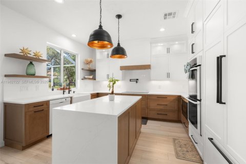 House in Parkland, Florida 4 bedrooms, 313.27 sq.m. № 2049568 - photo 14