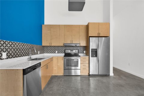 Copropriété à louer à Miami, Floride: 2 chambres, 95.22 m2 № 1966220 - photo 16