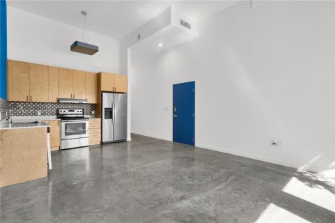 Copropriété à louer à Miami, Floride: 2 chambres, 95.22 m2 № 1966220 - photo 1