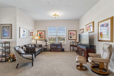 Condo in Seminole, Florida, 2 bedrooms  № 2214738 - photo 10