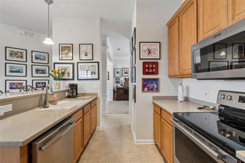 Condo in Seminole, Florida, 2 bedrooms  № 2214738 - photo 18