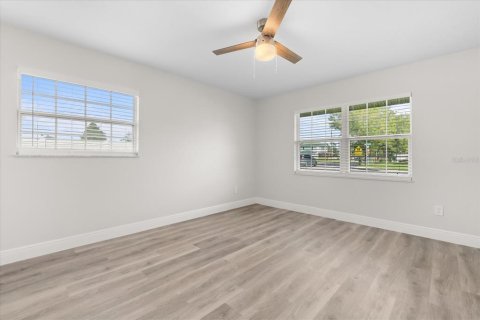 Villa ou maison à louer à Kissimmee, Floride: 3 chambres, 108.51 m2 № 2381179 - photo 18