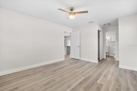 Villa ou maison à louer à Kissimmee, Floride: 3 chambres, 108.51 m2 № 2381179 - photo 19