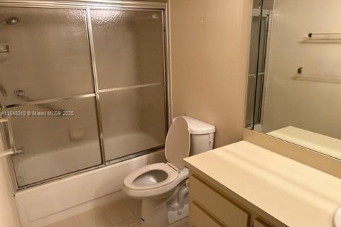 Condo in Sunrise, Florida, 2 bedrooms  № 1848930 - photo 10