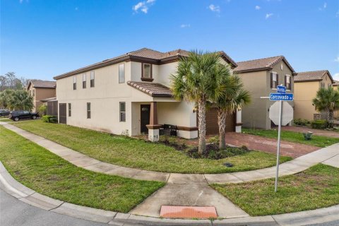 Villa ou maison à vendre à Kissimmee, Floride: 6 chambres, 291.9 m2 № 2305889 - photo 3