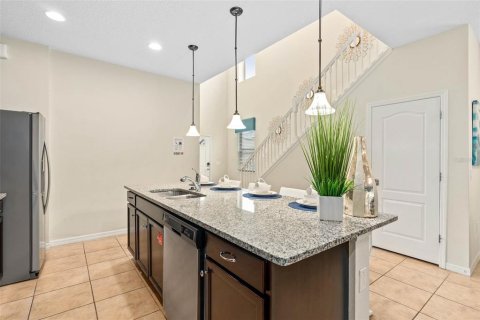 Villa ou maison à vendre à Kissimmee, Floride: 6 chambres, 291.9 m2 № 2305889 - photo 9