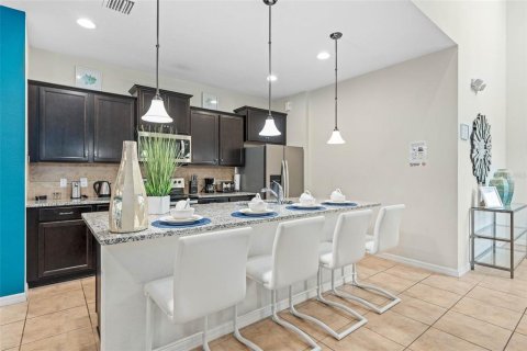 Villa ou maison à vendre à Kissimmee, Floride: 6 chambres, 291.9 m2 № 2305889 - photo 7