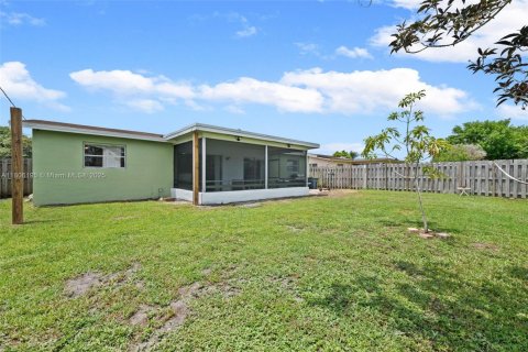 Casa en venta en Sunrise, Florida, 2 dormitorios, 97.27 m2 № 1762413 - foto 28
