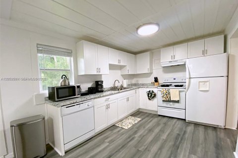 Villa ou maison à louer à Delray Beach, Floride: 3 chambres, 85.47 m2 № 2179300 - photo 3