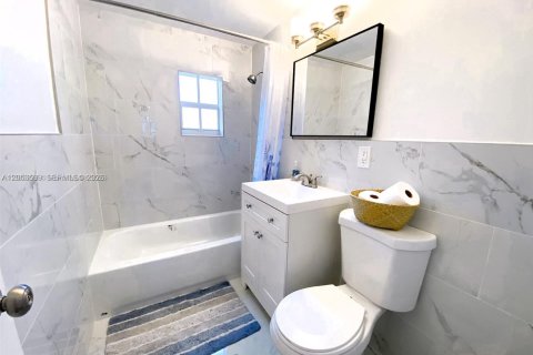 Villa ou maison à louer à Delray Beach, Floride: 3 chambres, 85.47 m2 № 2179300 - photo 7