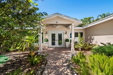 Villa ou maison à vendre à Sarasota, Floride: 3 chambres, 214.42 m2 № 2430731 - photo 30