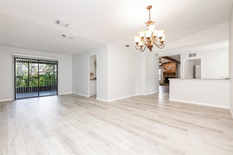 Villa ou maison à vendre à Sarasota, Floride: 3 chambres, 164.25 m2 № 1911674 - photo 17
