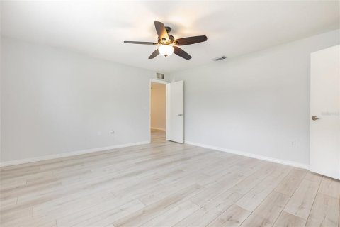 Villa ou maison à vendre à Sarasota, Floride: 3 chambres, 164.25 m2 № 1911674 - photo 19