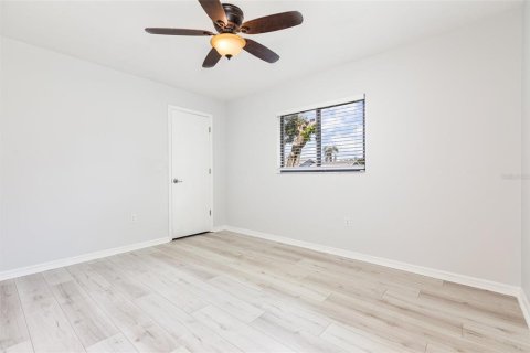 Villa ou maison à vendre à Sarasota, Floride: 3 chambres, 164.25 m2 № 1911674 - photo 22