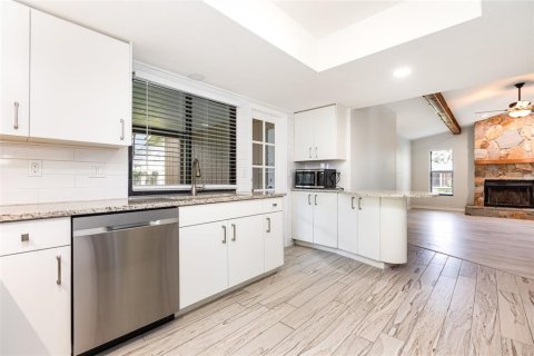 Villa ou maison à vendre à Sarasota, Floride: 3 chambres, 164.25 m2 № 1911674 - photo 13