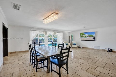 Villa ou maison à louer à Fort Lauderdale, Floride: 3 chambres, 187.76 m2 № 1745825 - photo 11