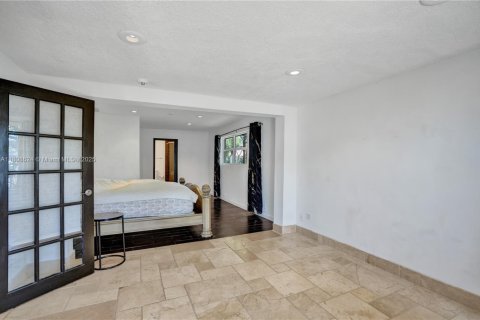 Villa ou maison à louer à Fort Lauderdale, Floride: 3 chambres, 187.76 m2 № 1745825 - photo 24