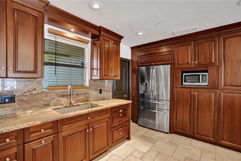 Villa ou maison à louer à Fort Lauderdale, Floride: 3 chambres, 187.76 m2 № 1745825 - photo 19