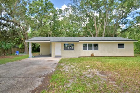 House in Lakeland, Florida 3 bedrooms, 134.71 sq.m. № 1857908 - photo 2