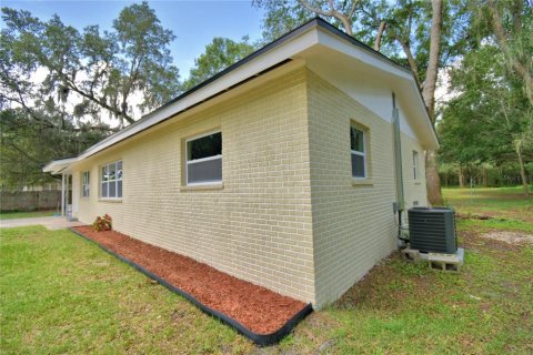 House in Lakeland, Florida 3 bedrooms, 134.71 sq.m. № 1857908 - photo 10