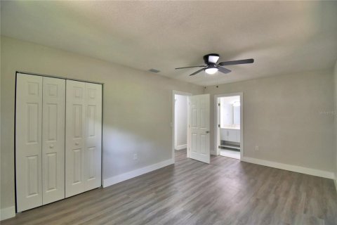 House in Lakeland, Florida 3 bedrooms, 134.71 sq.m. № 1857908 - photo 23