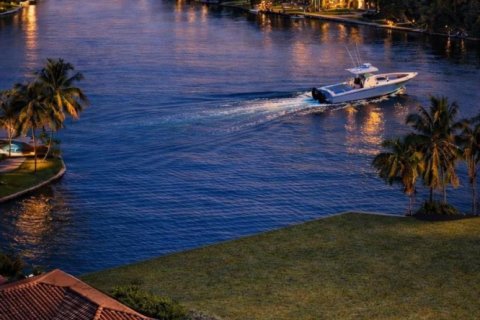 House in Fort Lauderdale, Florida 5 bedrooms, 615.85 sq.m. № 2080675 - photo 19